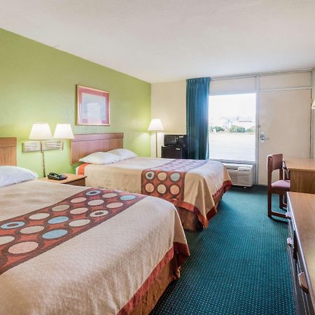 Hotel Super 8 By Wyndham Tifton Extérieur photo