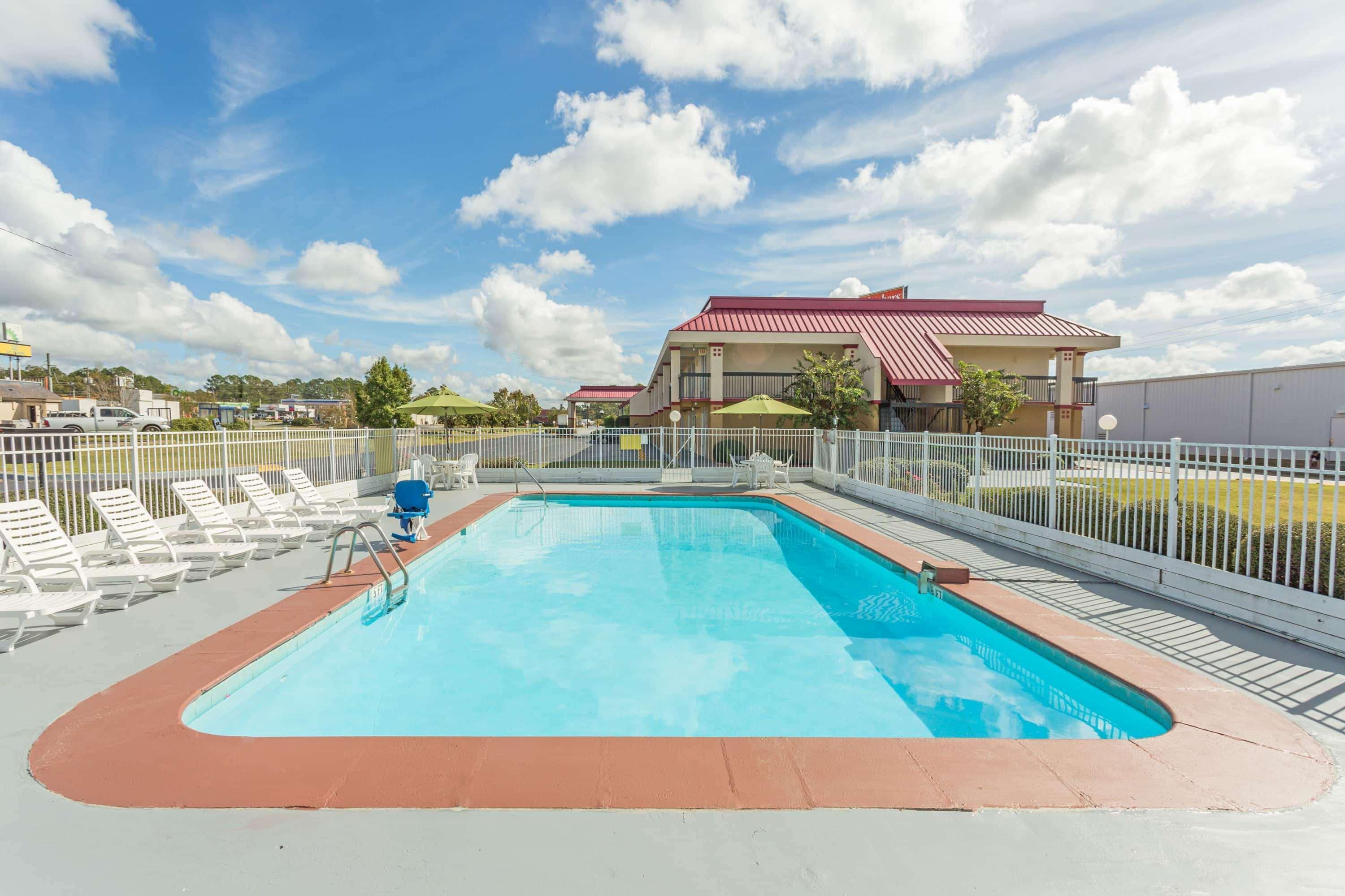 Hotel Super 8 By Wyndham Tifton Extérieur photo