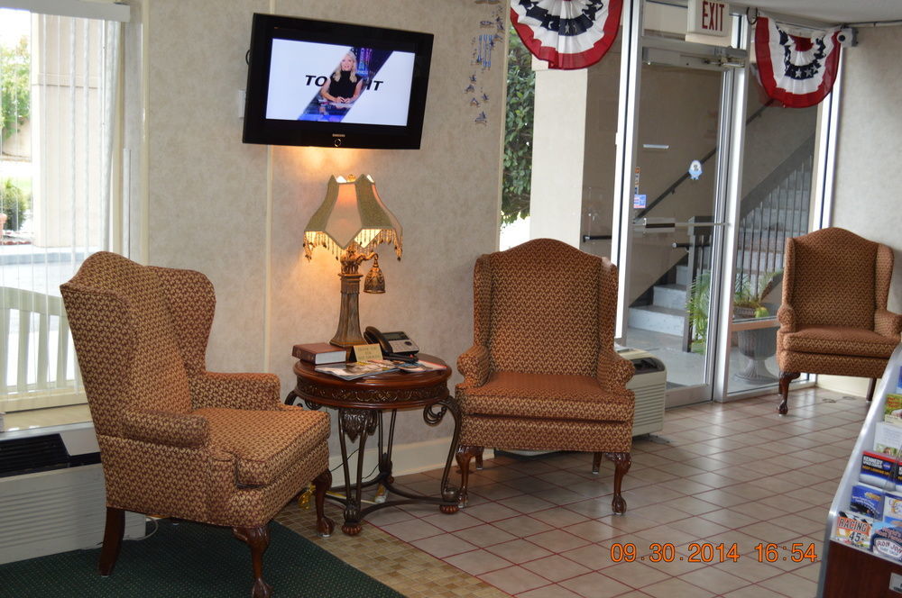 Hotel Super 8 By Wyndham Tifton Extérieur photo