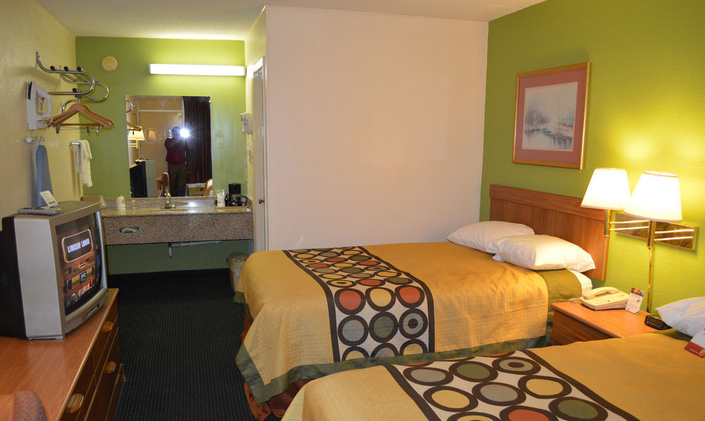 Hotel Super 8 By Wyndham Tifton Extérieur photo