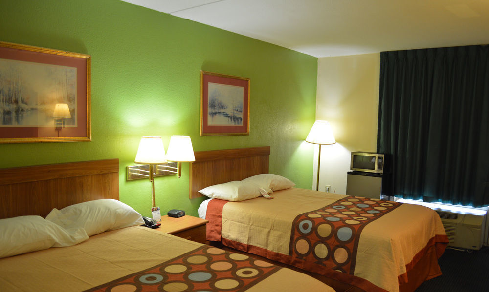 Hotel Super 8 By Wyndham Tifton Extérieur photo