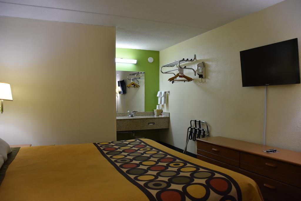 Hotel Super 8 By Wyndham Tifton Extérieur photo