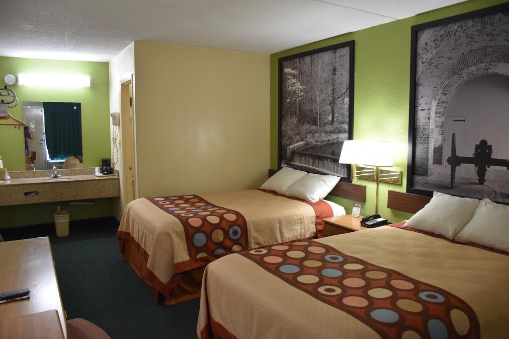 Hotel Super 8 By Wyndham Tifton Extérieur photo