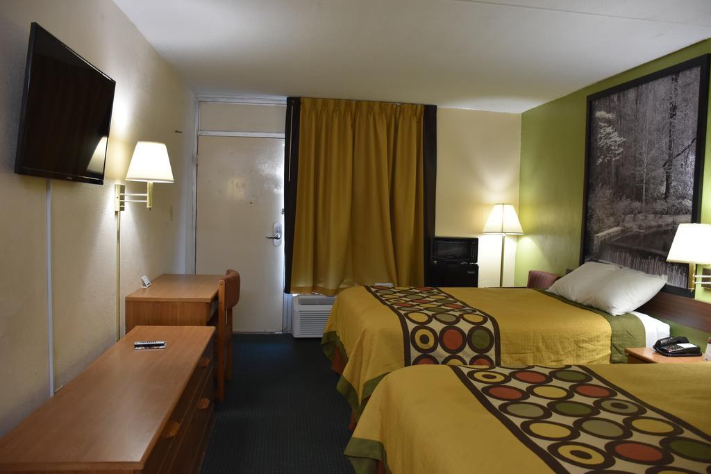 Hotel Super 8 By Wyndham Tifton Extérieur photo