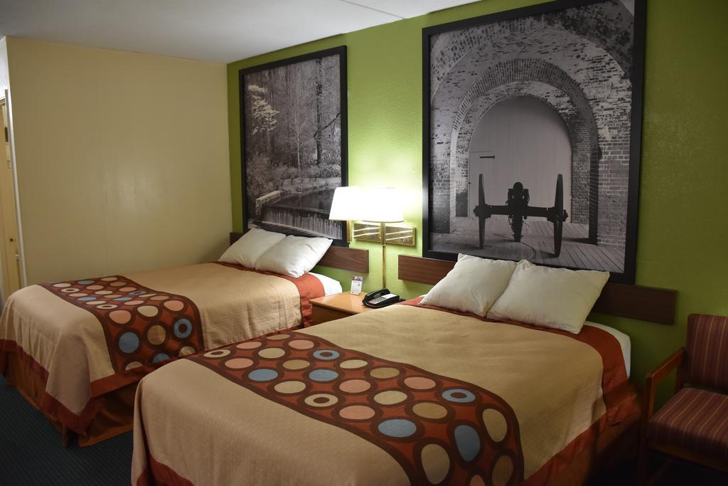 Hotel Super 8 By Wyndham Tifton Extérieur photo